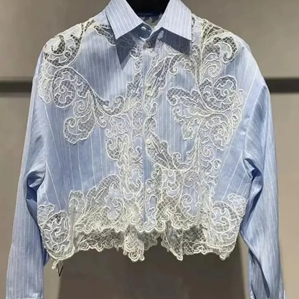 Button Front Blue and White Striped Detail Lace Inlay Top Blouse Shirt NWOT